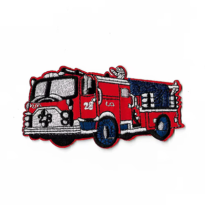 Fábricas de amostras personalizadas gratuitas promovem todos os tipos de ferro em patches de bordados personalizados