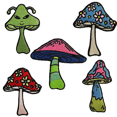 Venda a retalho de patches bordados personalizados com borda entrelaçada para roupas / chapéus / bolsas