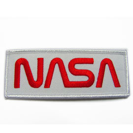 Ferro em bordado Patch Custom Twill tecido bordado Patch para uniformes casacos chapéus e mais baixo MOQ Grátis de obras de arte