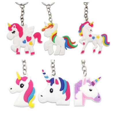 Acessório feito sob encomenda da relação do tamanho quatro Unicorn Soft Toy Keychain PMS da cor de borracha do PVC